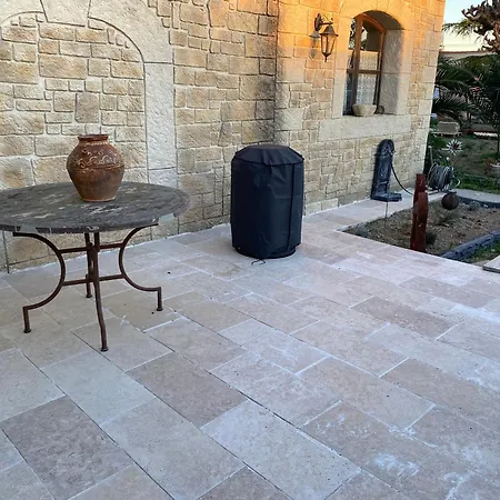 Holiday home Studio Nimes Nimes